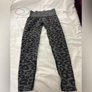NVGTN Black Speckled Leopard Seamless Leggings